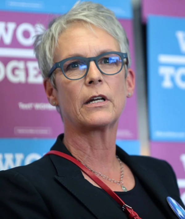 <strong>Jamie Lee Curtis</strong>. Billede af Gage Skidmore.