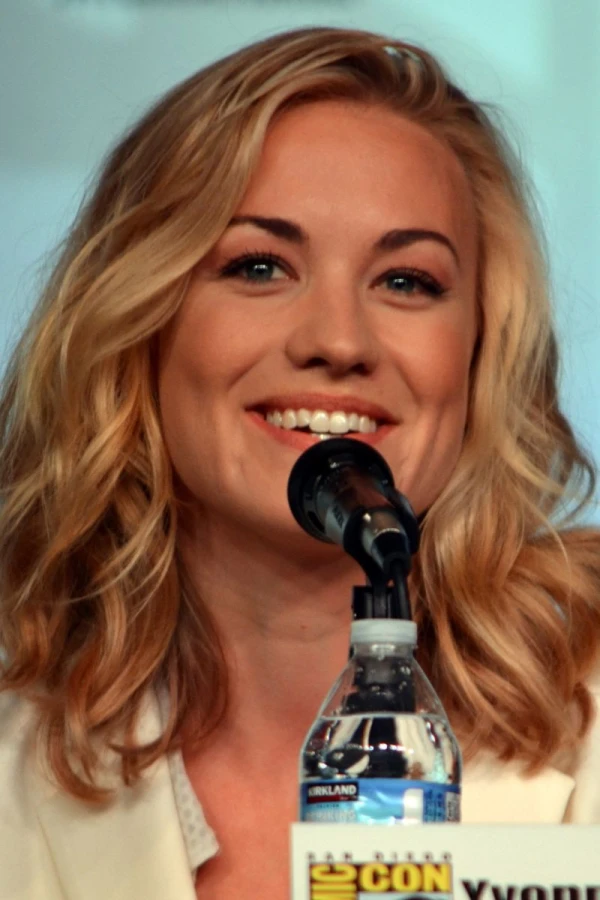 <strong>Yvonne Strahovski</strong>. Billede af Genevieve.