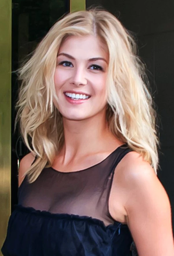 <strong>Rosamund Pike</strong>. Billede af Gordon Correll.