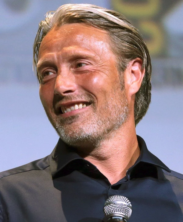 <strong>Mads Mikkelsen</strong>. Billede af Gage Skidmore.