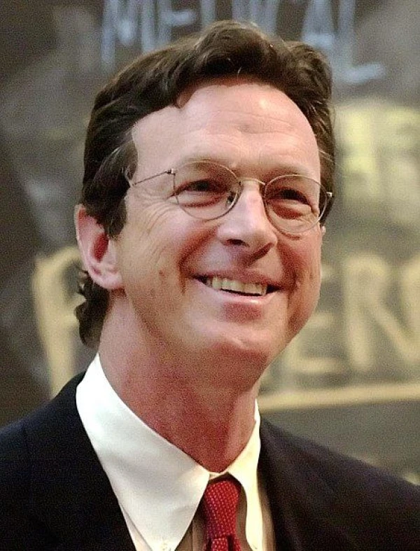 <strong>Michael Crichton</strong>. Billede af Jon Chase.
