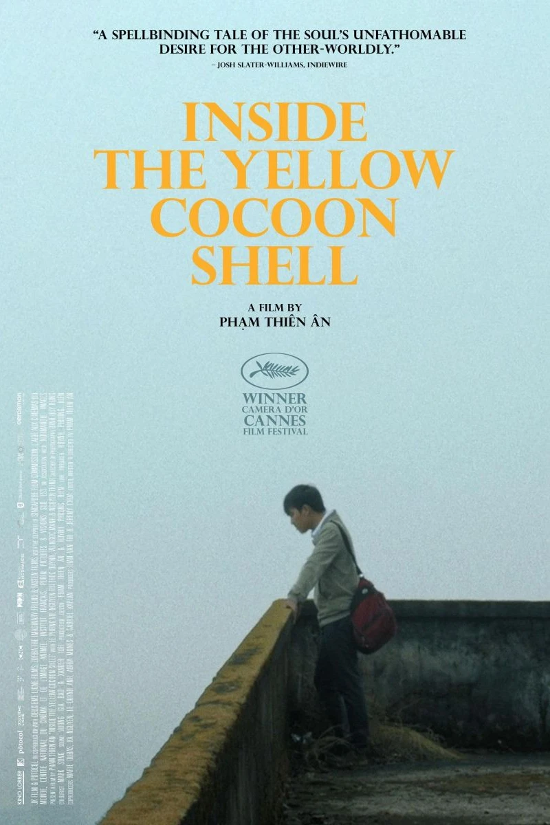 Inside the Yellow Cocoon Shell Plakat