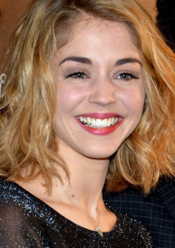<strong>Alice Isaaz</strong>. Billede af Georges Biard.