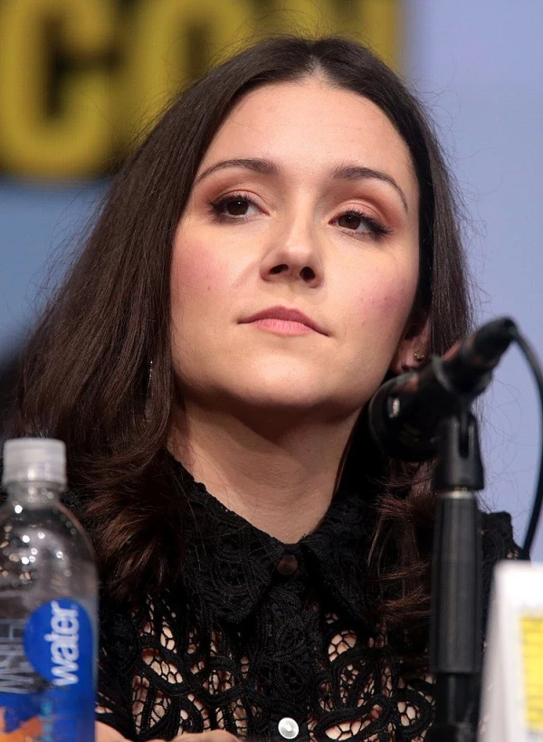 <strong>Shannon Woodward</strong>. Billede af Gage Skidmore.
