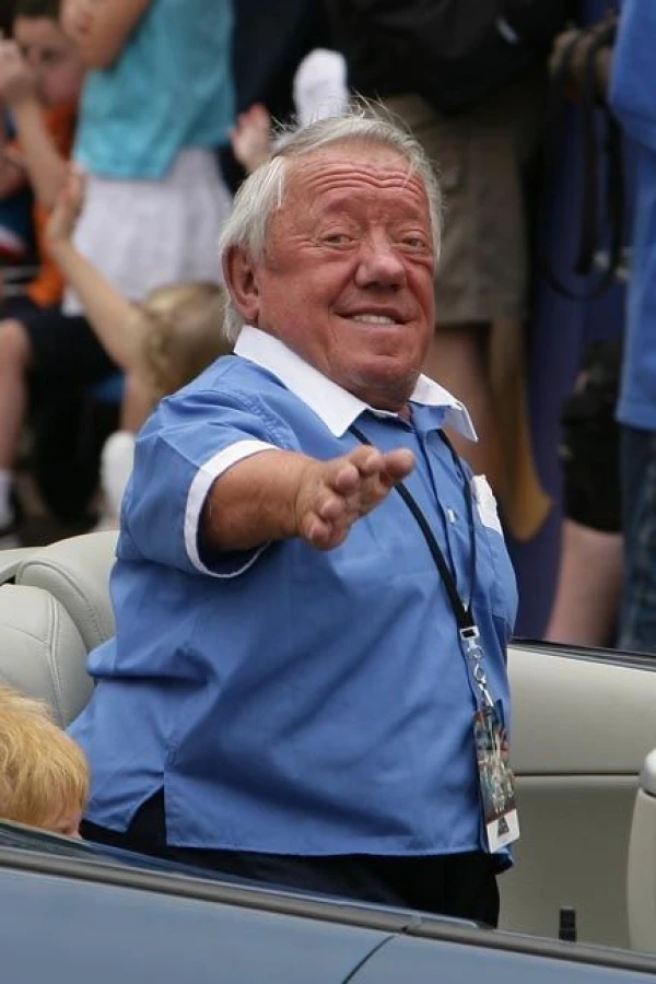 <strong>Kenny Baker</strong>. Billede af Official Star Wars Blog.